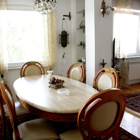 Downtown Oasis * 사라예보